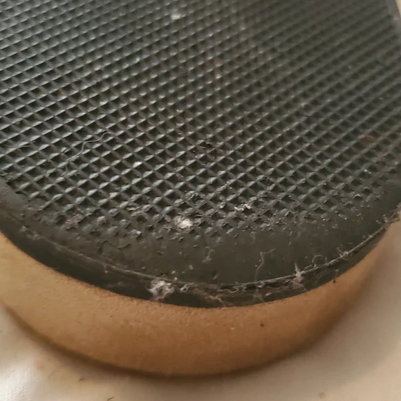 Shoes - Picture 4 of 4